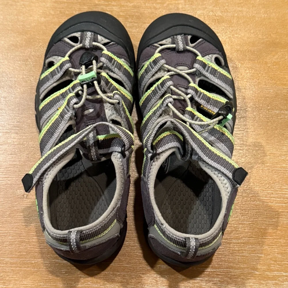 KEEN Big‎ Kids Newport H2 Sandal Racer Gray Sz US 5, EU 37